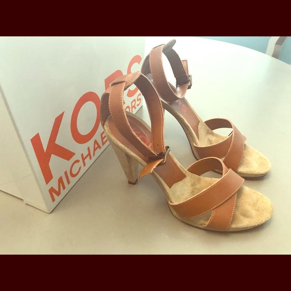 Michael Kors 7.5 heels